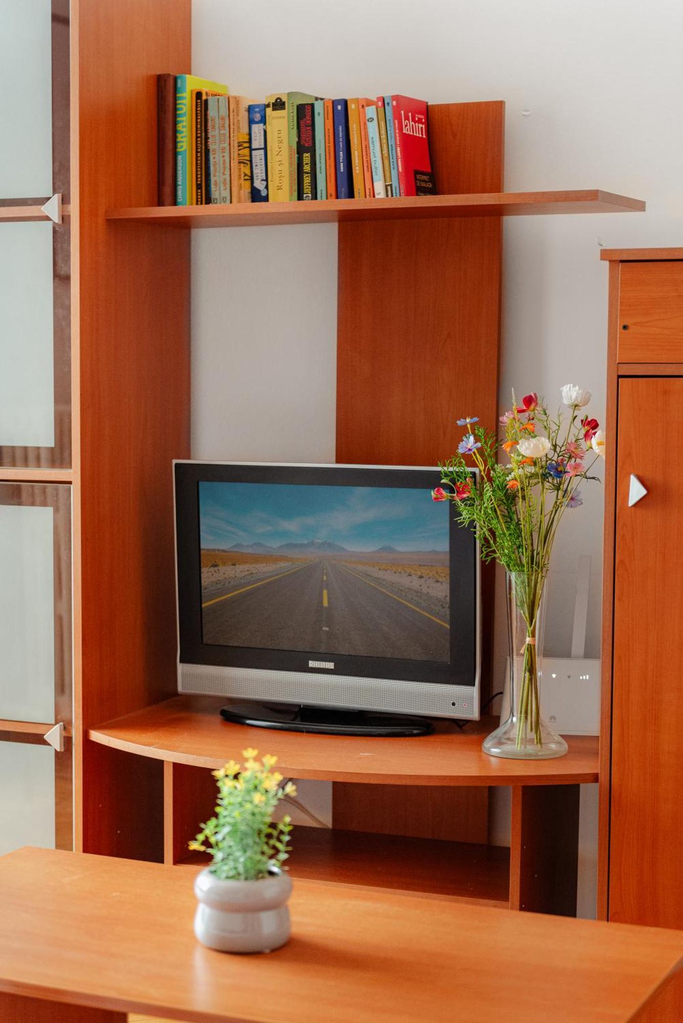 Old Town Apartment *